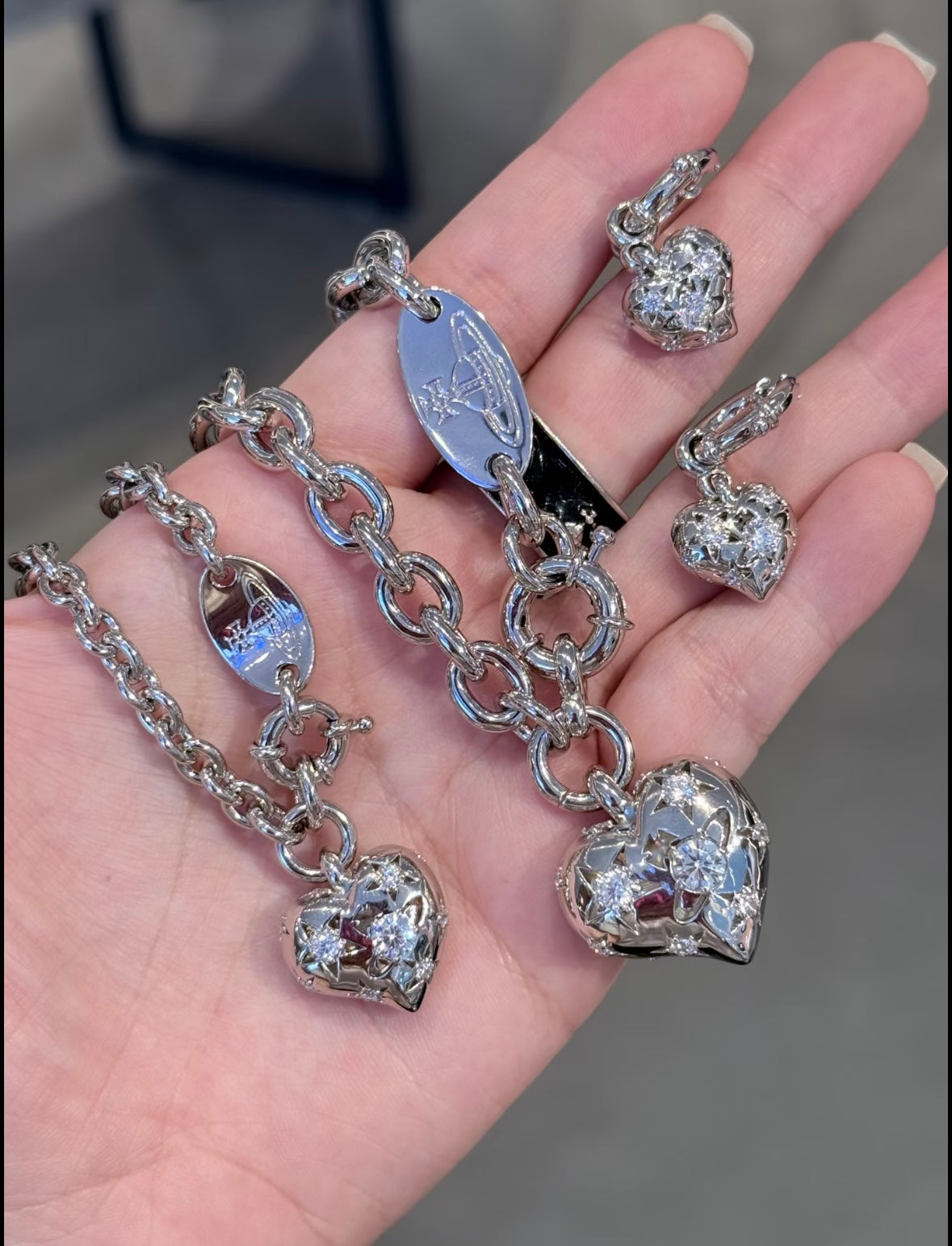 Vivienne Westwood Lee Necklace 超美閃石立體心心星球