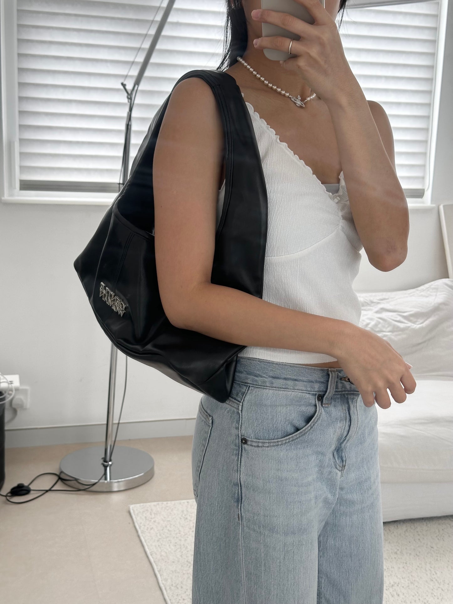 Gentlewoman 黑皮 Hobo bag ［大推薦!!上身袋款超美］