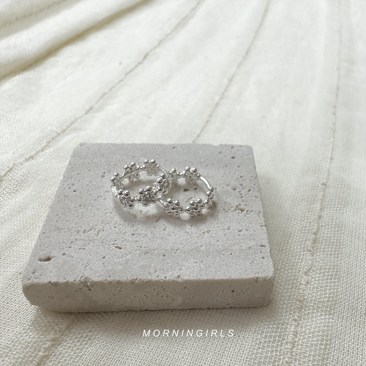 KOREA Mini Flower Earrings