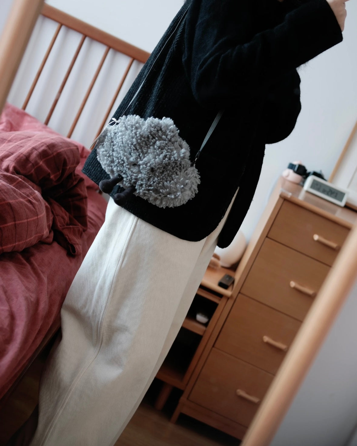 Jellycat 不開心小黑雲 Shoulder Bag [最後1個現貨 完售下架!]