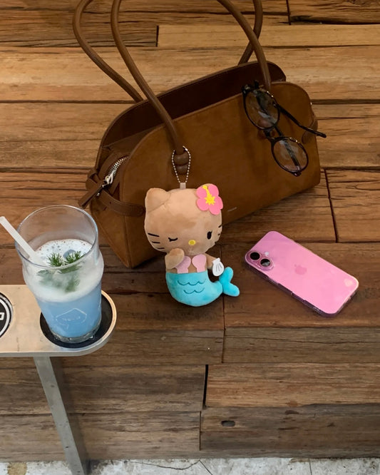 Avail x Hello Kitty 夏威夷黑皮掛飾 🌺  [夏日感MAX!]