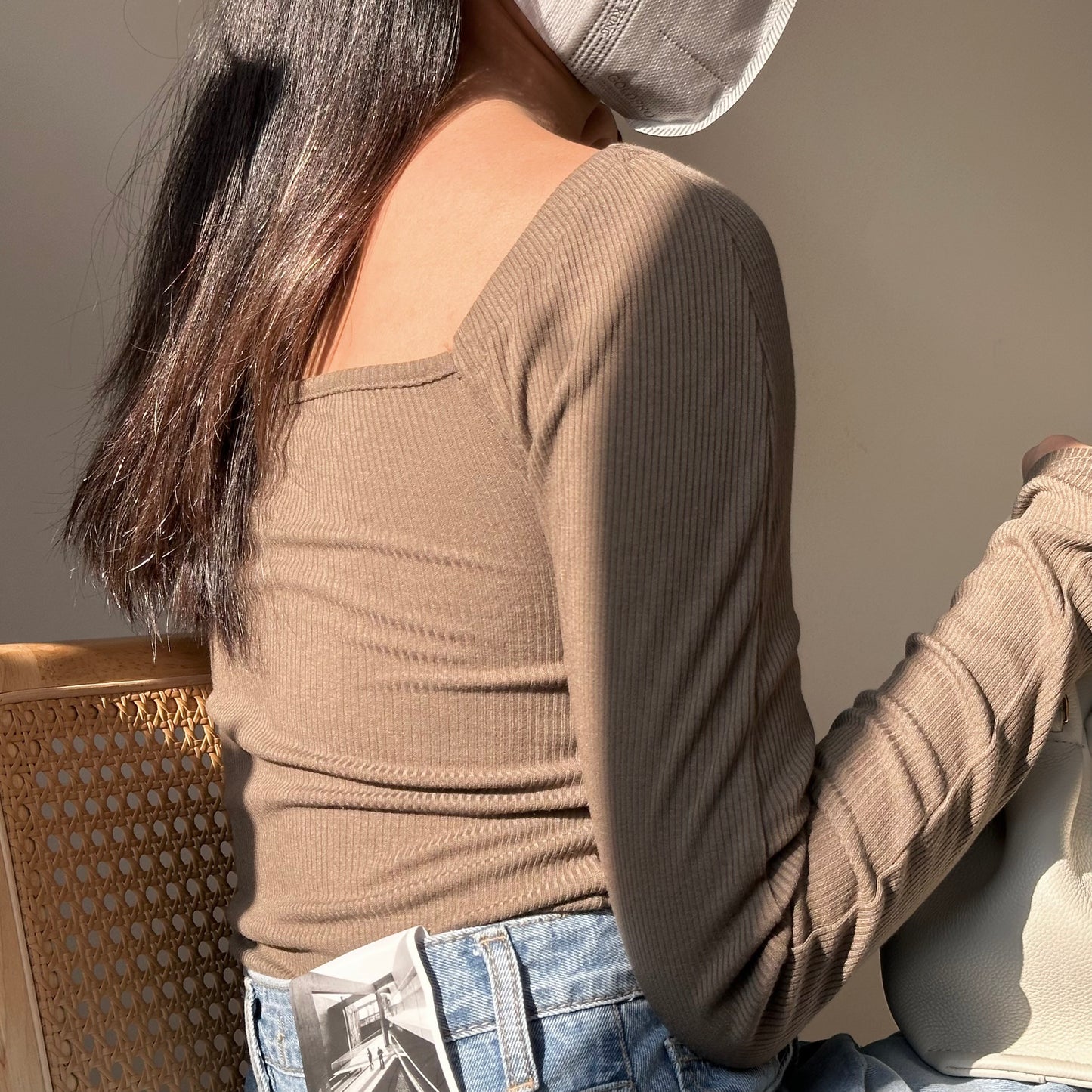 有PAD方領彈性直紋Top [門市搬遷清貨限時優惠$129!]