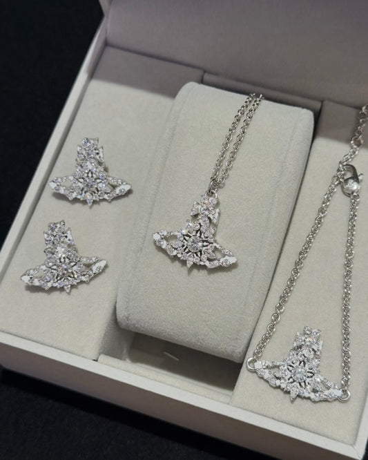 Vivienne Westwood Mariette Necklace 最新雪花系列 冬日感滿滿 手鏈頸鏈耳環全套現貨 [限時新品優惠中]