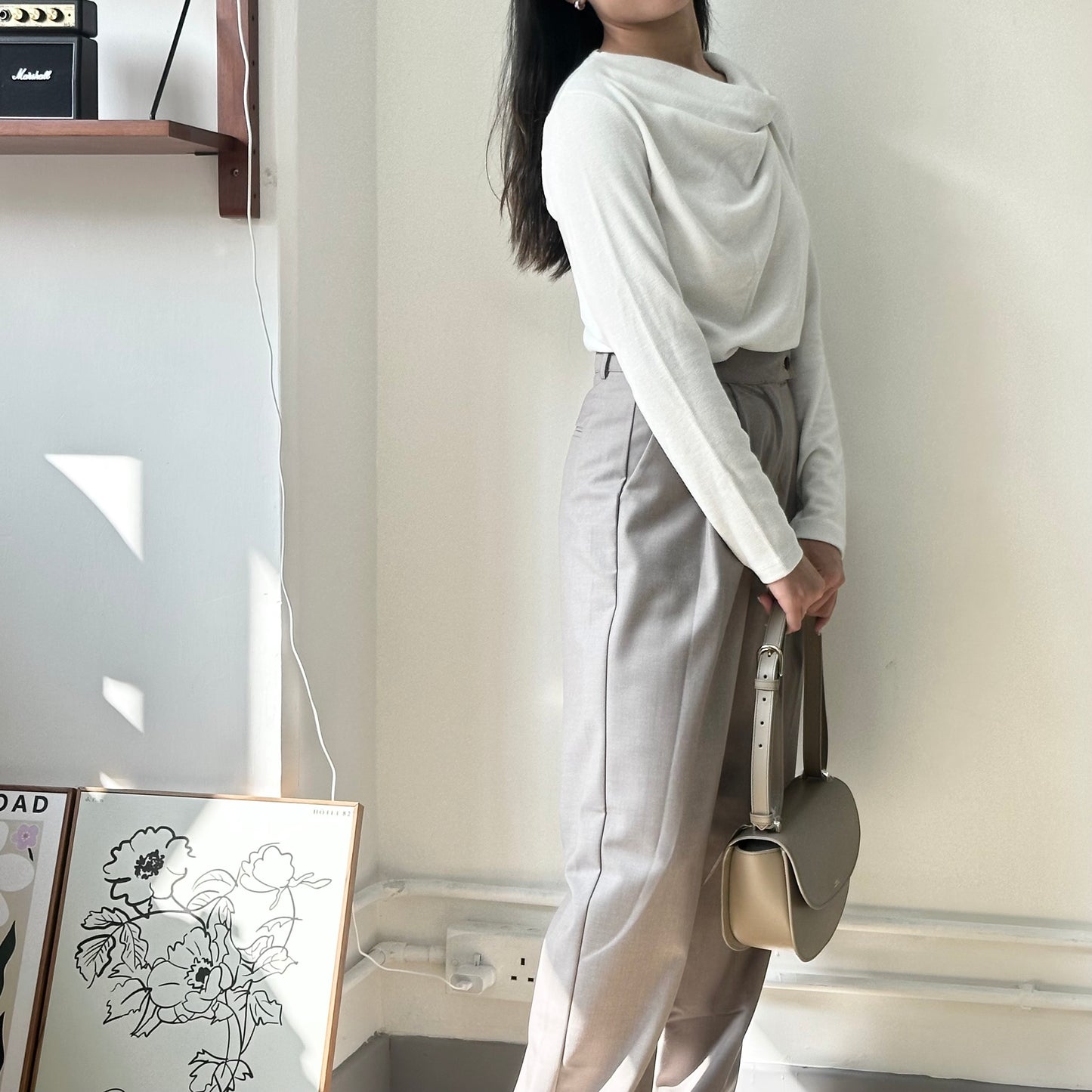 Irregular Collar Gentle Top [門市搬遷清貨限時優惠$169!]