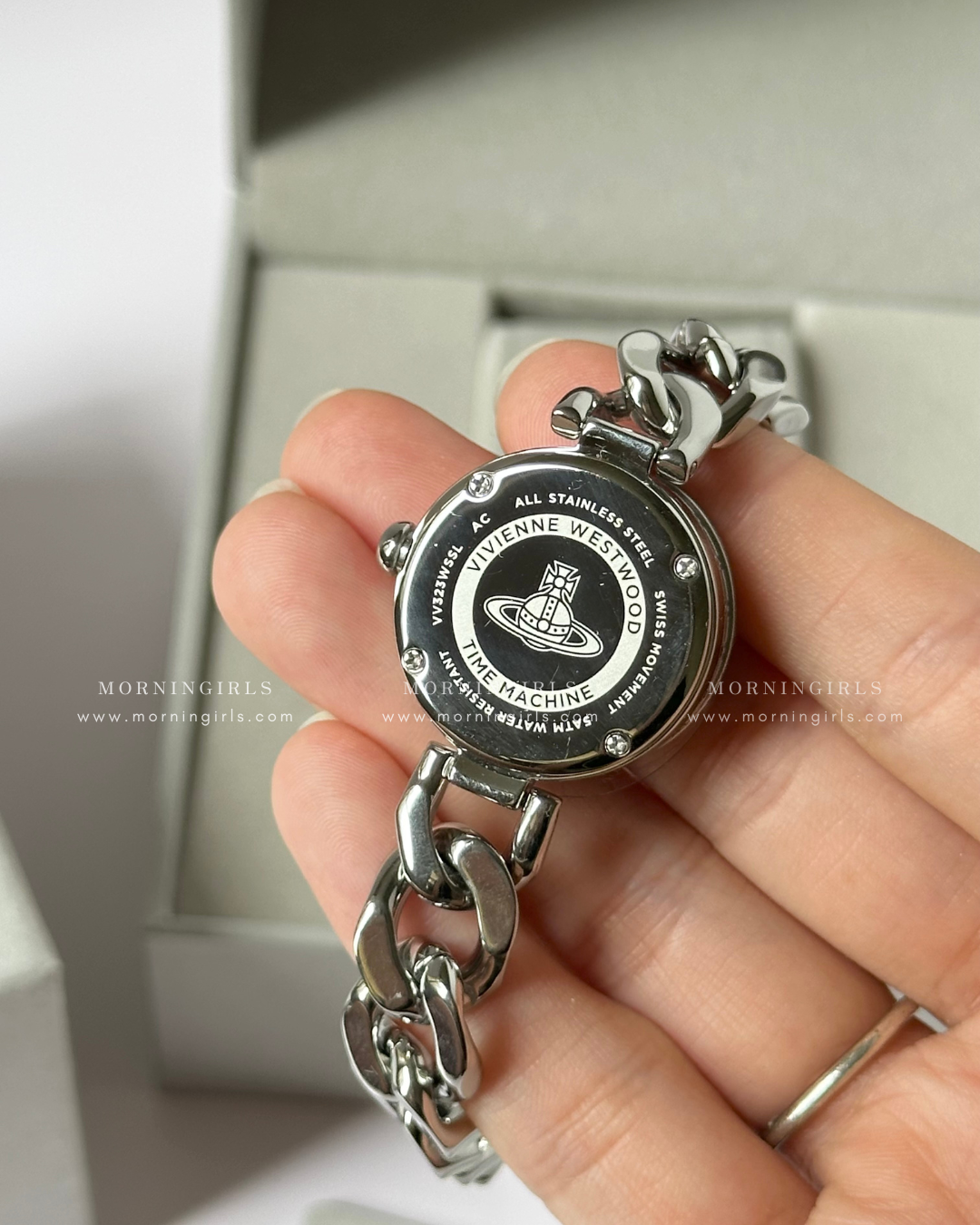 Vivienne Westwood Orb Button Watch 滑蓋手錶 [古巴鏈Vintage復古感 歐洲全斷貨最後一批12月中到]