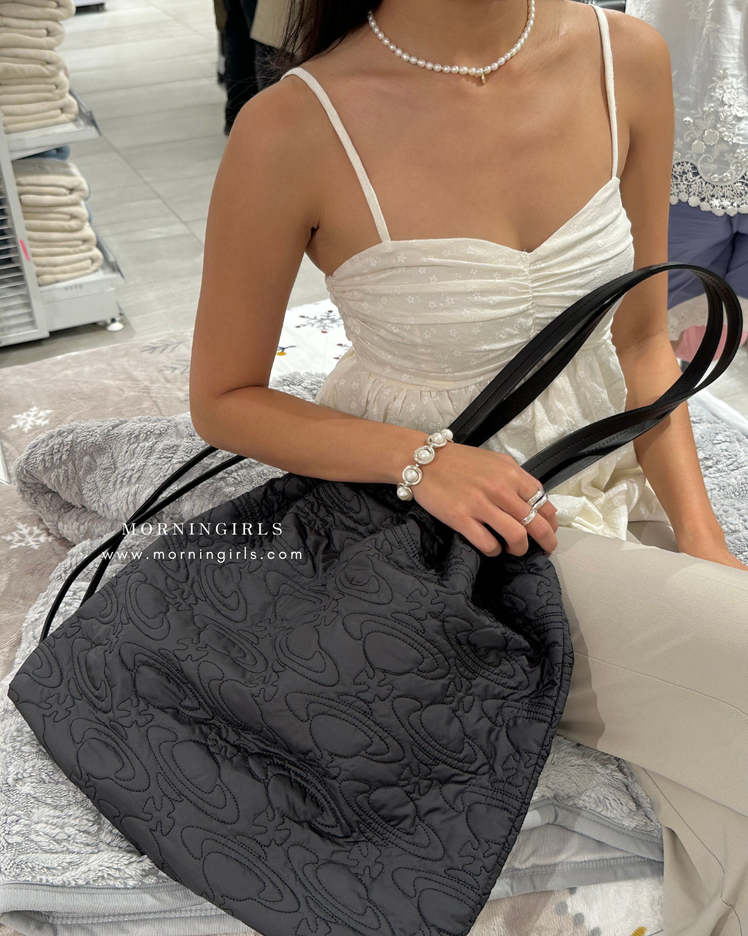 Vivienne Westwood RED LABEL Monogram Tote Bag 羽絨泡泡質料 真牛皮肩帶 [日本限定!]