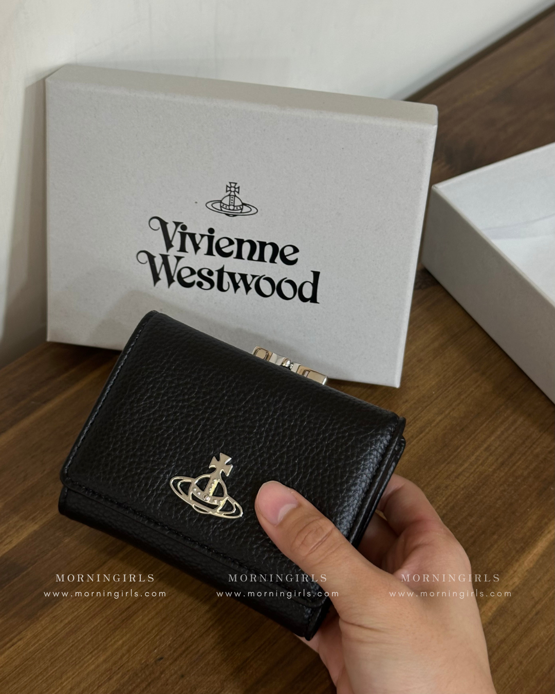 Vivienne Westwood Small Frame Wallet 黑銀荔枝皮［極難補貨! 超罕有相位!]