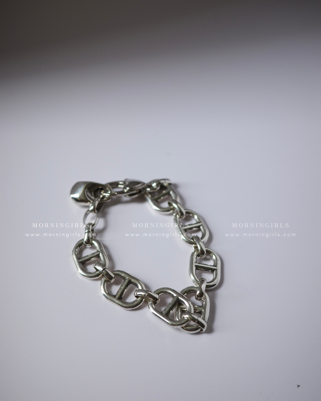 Otro Accesorio 西班牙手工飾物 - H-lock Chained Bracelet
