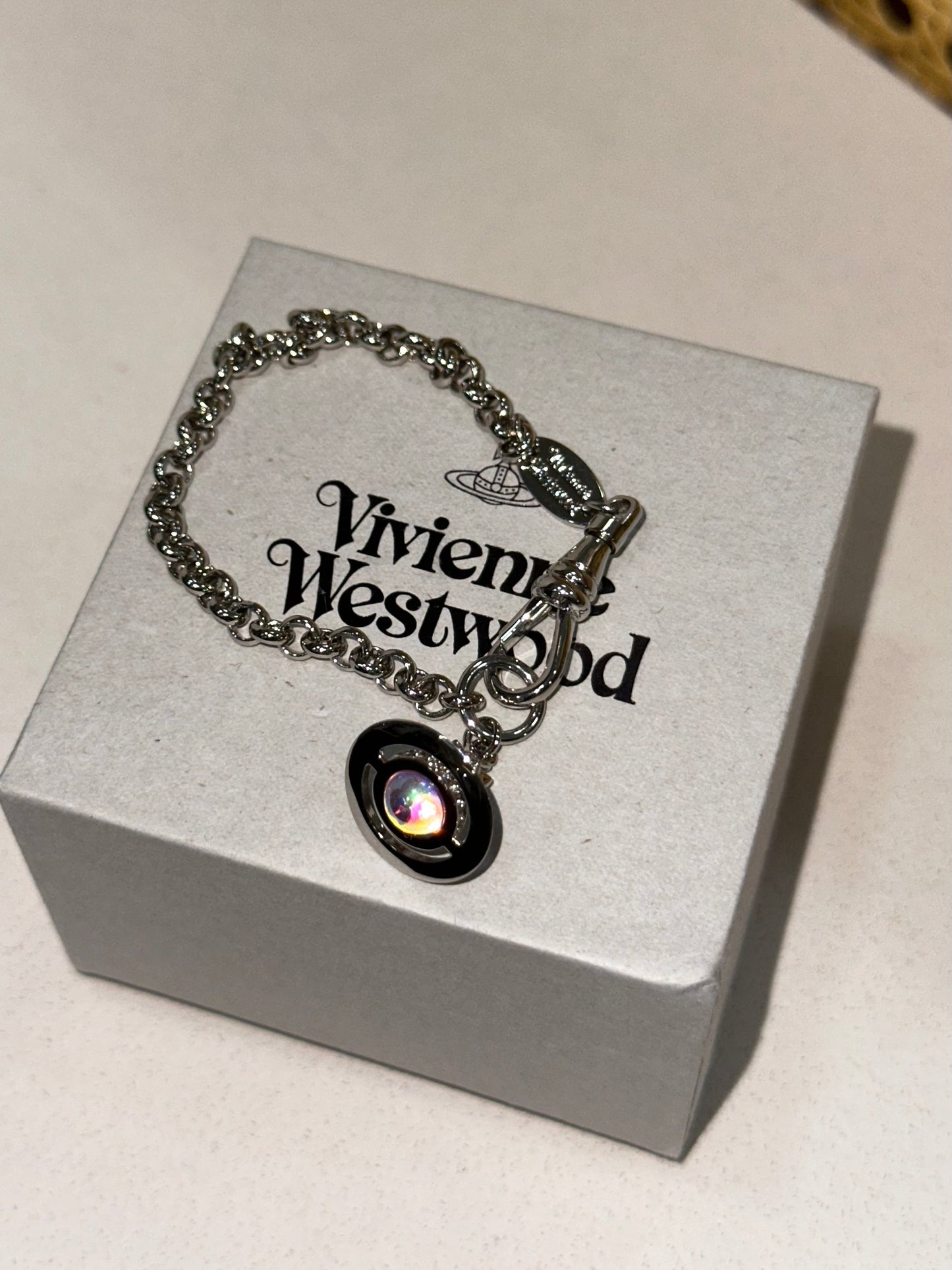 Vivienne Westwood Orb Pendant Crystal Bracelet 星球手鏈 [限定幻彩上架!]￼￼