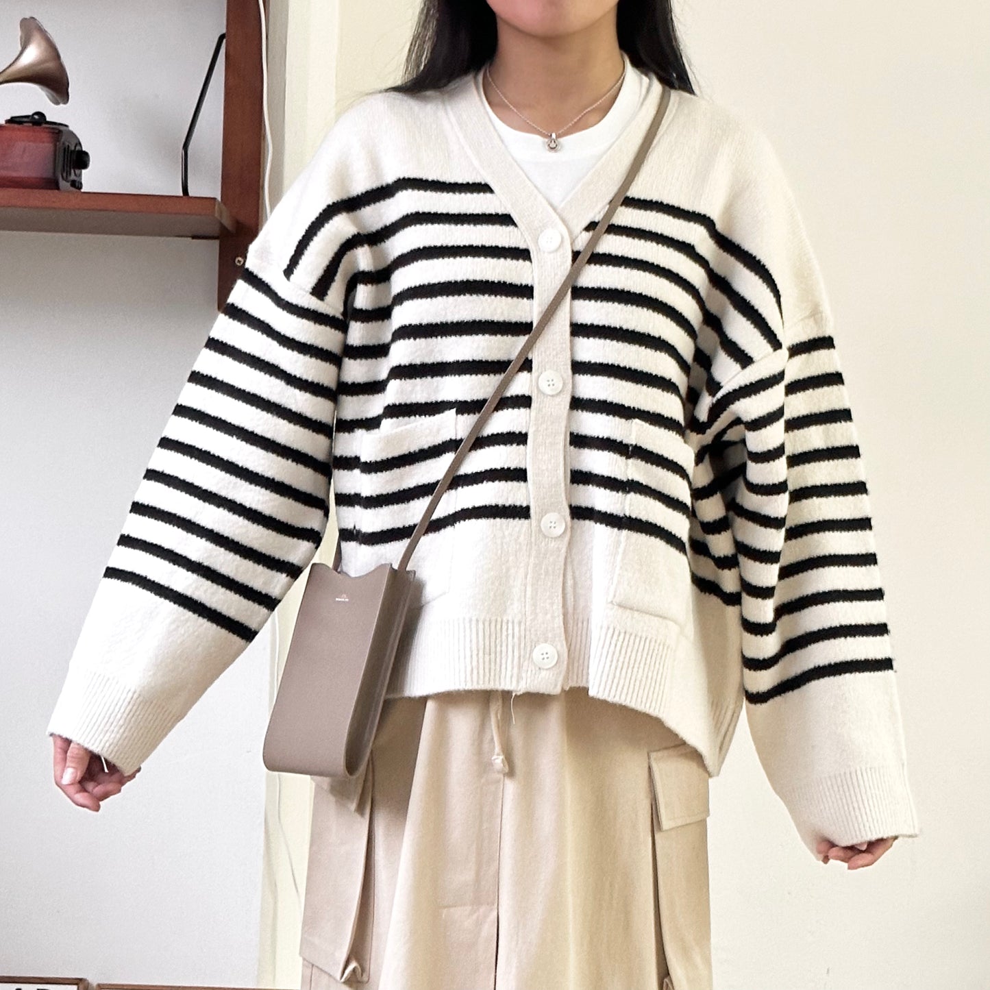 寬鬆間條厚實針織外套