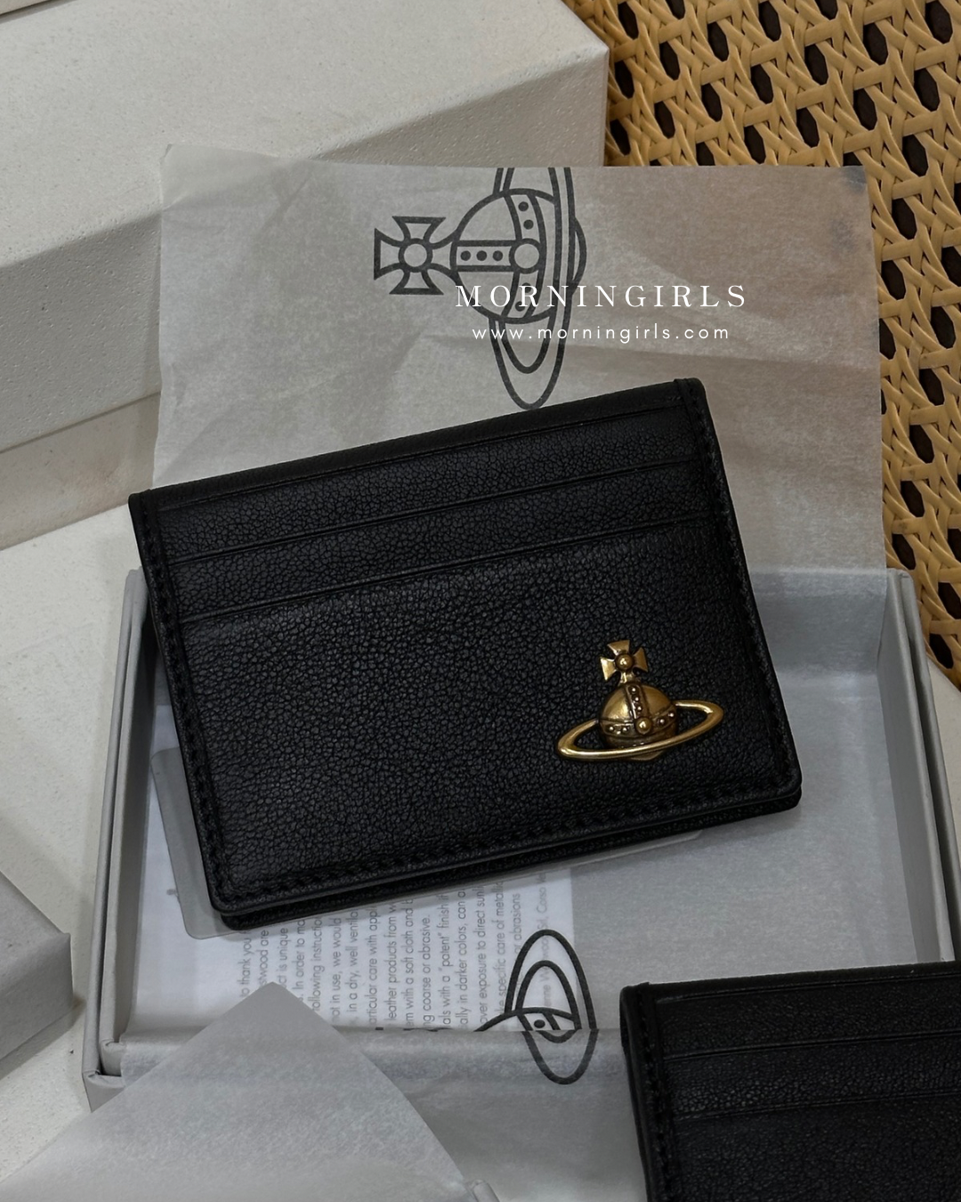 Vivienne Westwood Bifold Cardholder 復古金牛皮 [已停產 現貨完售下架!]