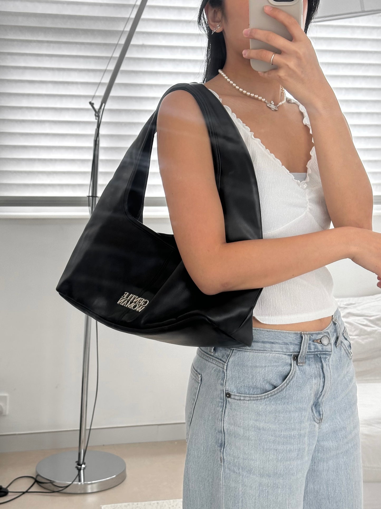Gentlewoman 黑皮 Hobo bag ［大推薦!!上身袋款超美］