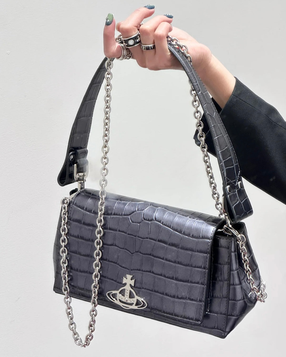 Vivienne Westwood Hazel Handbag SS25鐵灰鱷魚皮［已停產! 最後一個small現貨完售下架!］