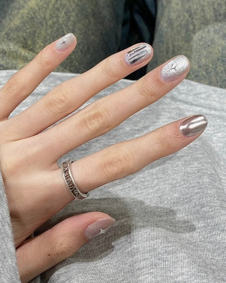 Vivienne Westwood Westminster Ring 簡單設計超適合情侶戎[925純銀 可基本濕水!]