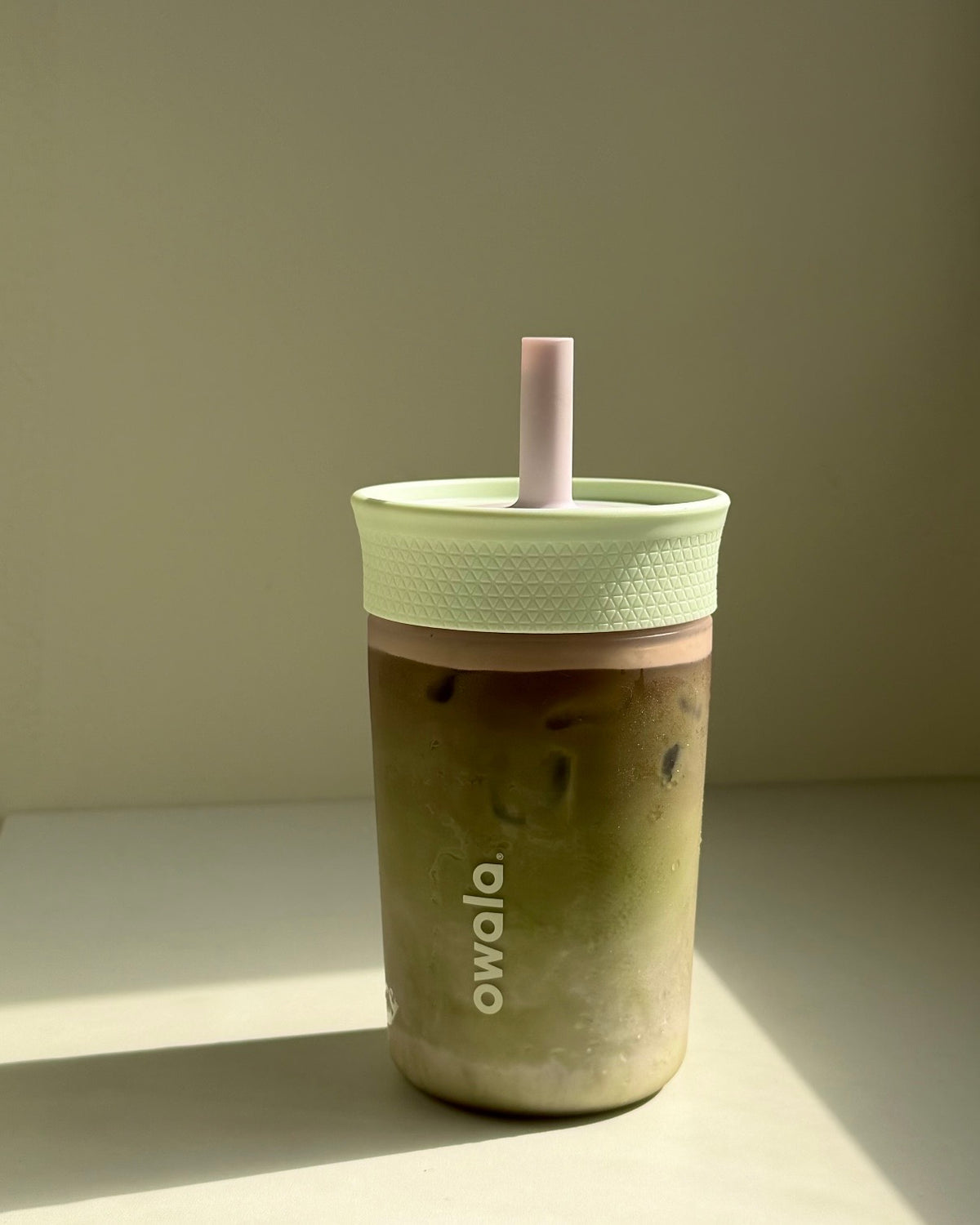 Owala拿鐵杯☕️透明感保冷防漏吸管杯15oz [超易清潔!]