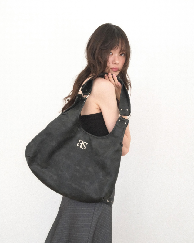 Ason Ricky Shoulder Bag 最新韓國選物🇰🇷半月形裂紋袋［慵懶鬆弛感滿滿 大容量! 斯文穿搭OK］