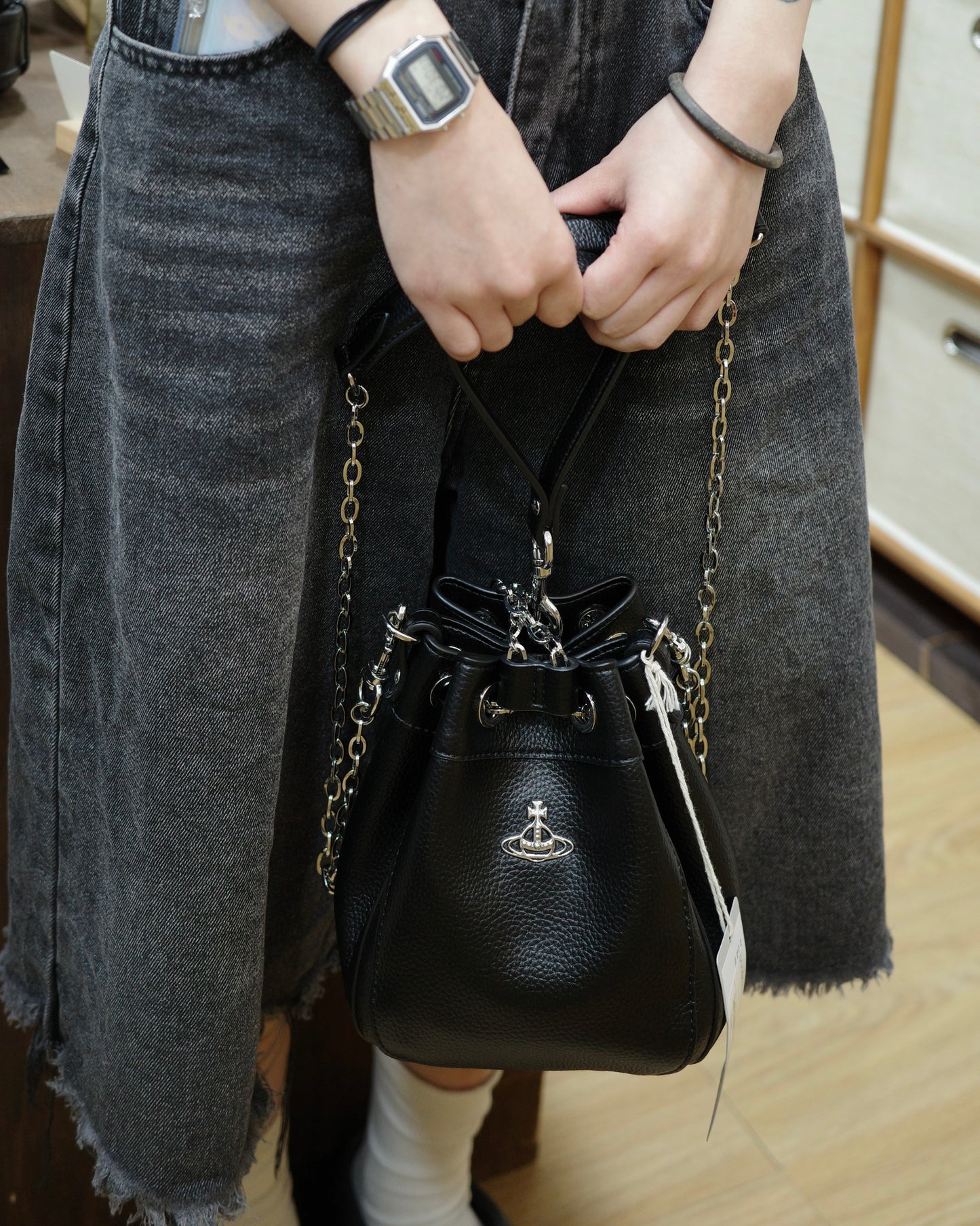 Vivienne Westwood Chrissy Small Bucket Bag 經典水桶袋