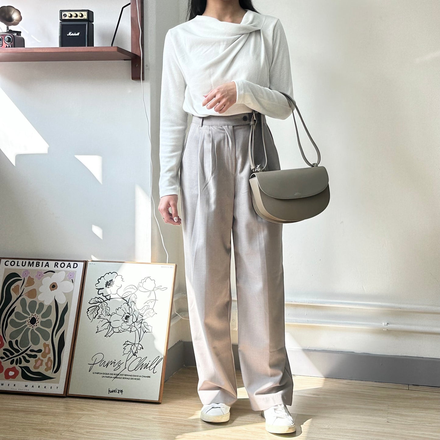 Irregular Collar Gentle Top [門市搬遷清貨限時優惠$169!]