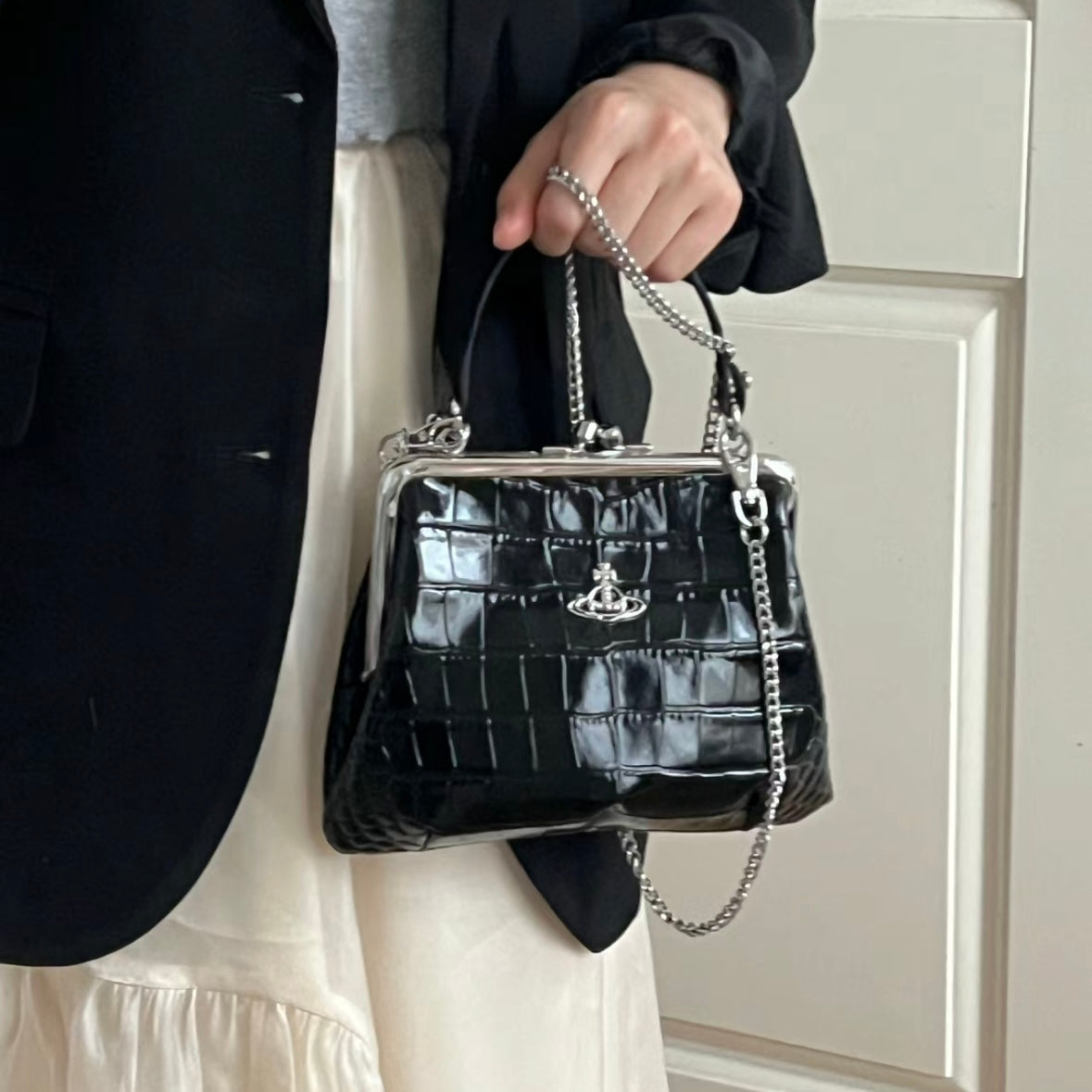 Vivienne Westwood Granny Frame Purse 經典餃子袋 超罕有舊版鱷魚皮 [令面大格已停產! 最後微量優惠現貨 完售下架不再接受預訂!]