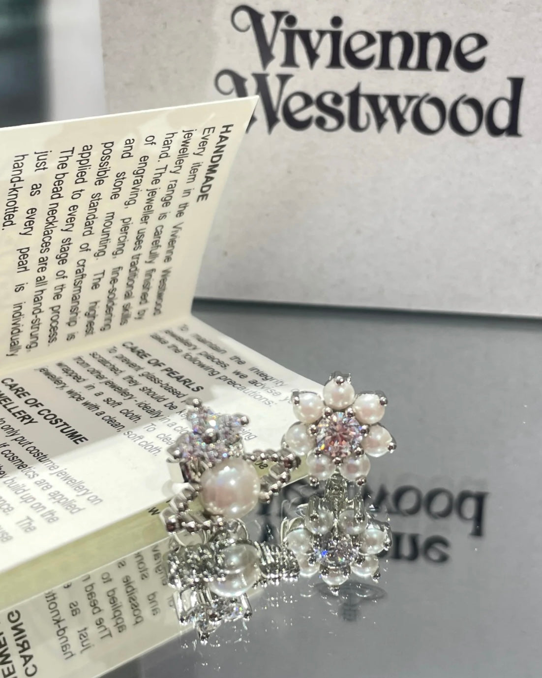 Vivienne Westwood Agnes Earrings [SS25最新小珍珠鴛鴦耳環!]