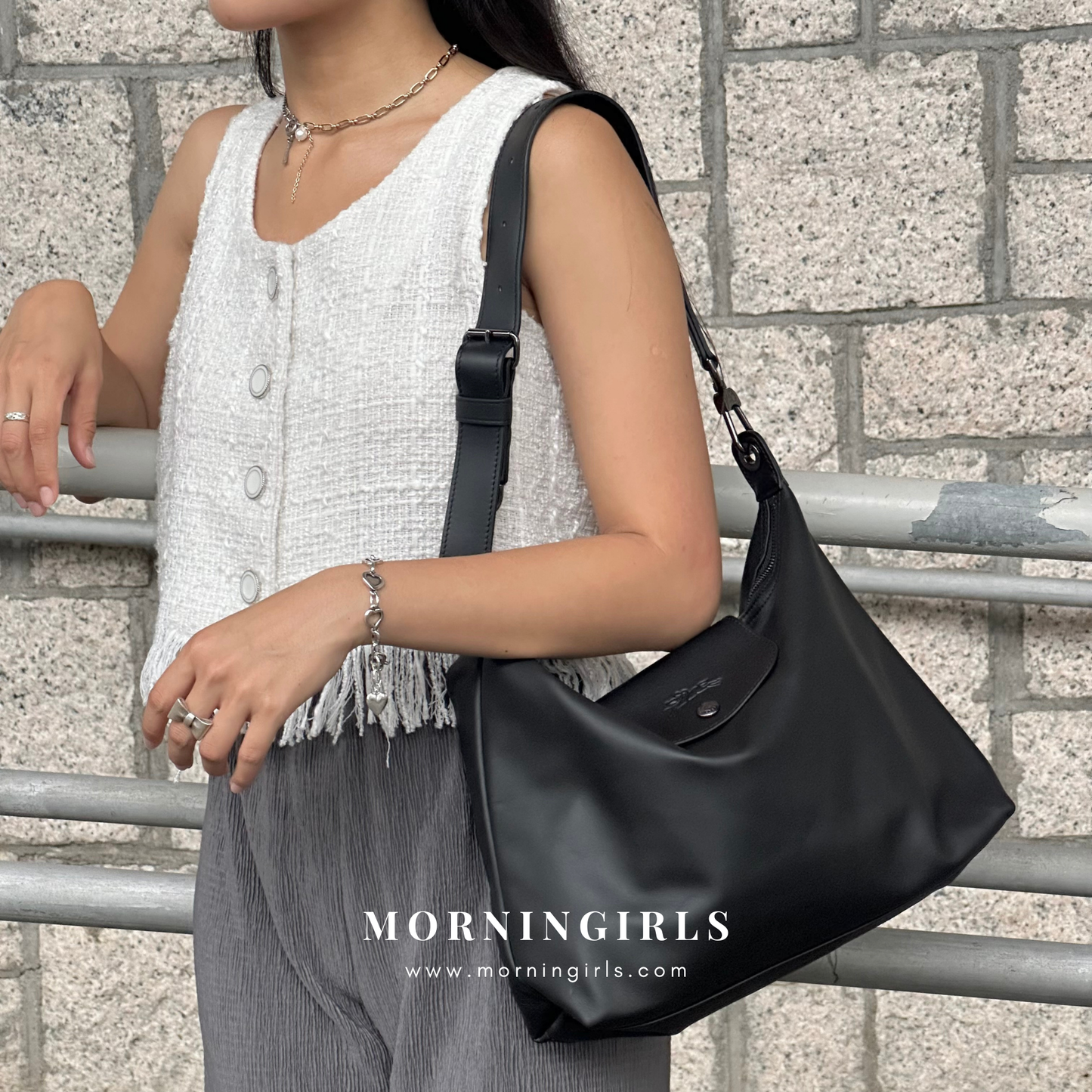 LONGCHAMP Le Pliage Xtra M Hobo Bag 超熱賣真皮系列［超人氣黑色大象灰限量現貨優惠中 完售即止!］