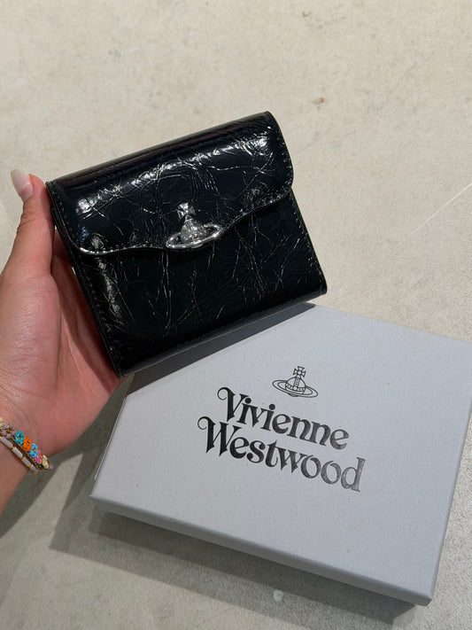 Vivienne Westwood Hunter Flap Wallet 黑色漆皮 [2026最新銀包款式 有齊coins bag紙幣卡位 超實用高性價比!]
