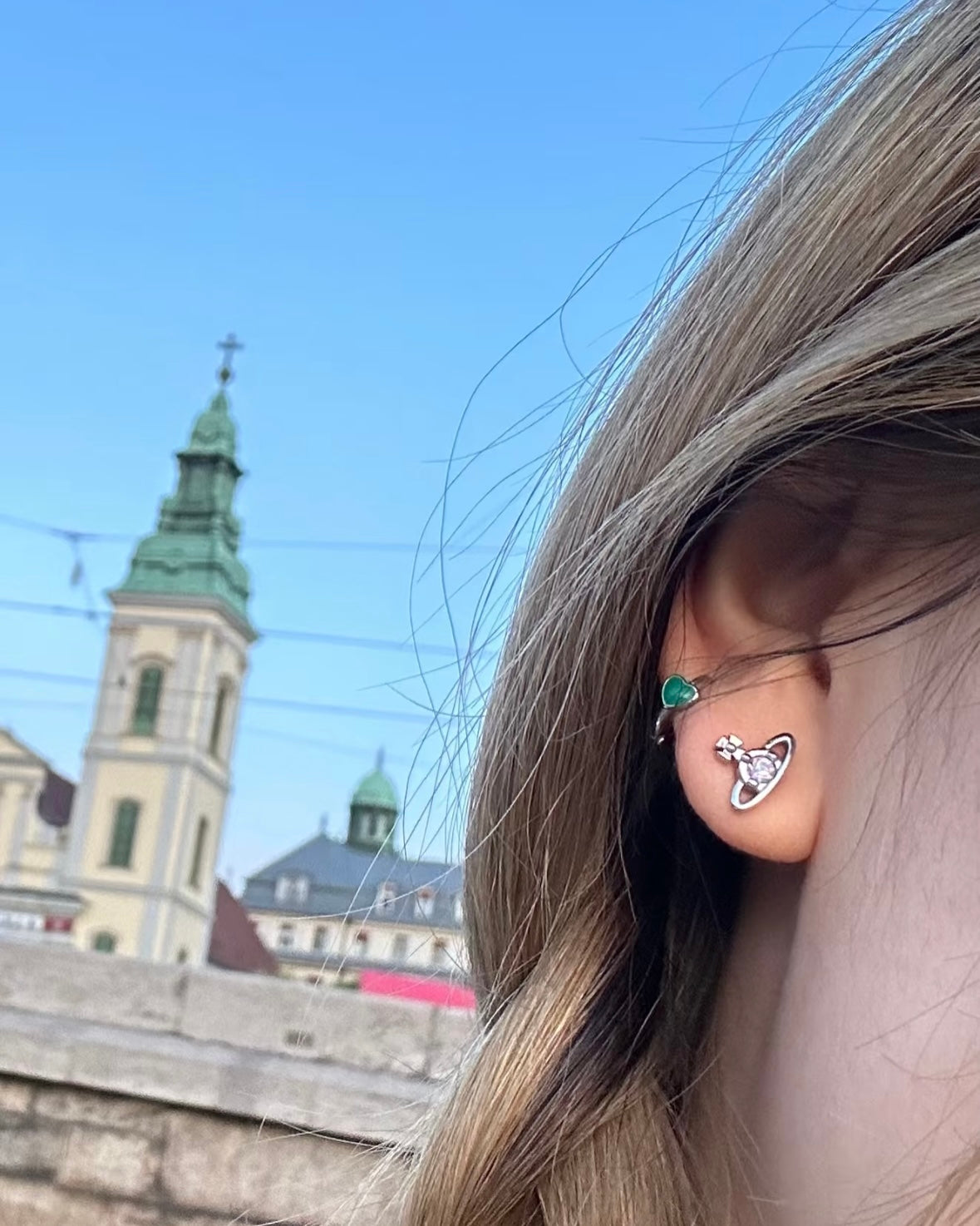 Vivienne Westwood Nano Solitaire Earrings 銀色 [超熱賣!可放耳骨 性價比超高]