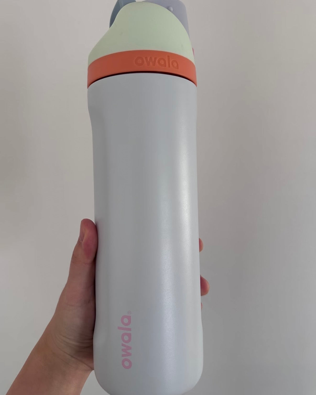 美國Owala FreeSip隔熱不鏽鋼吸管水瓶 24oz