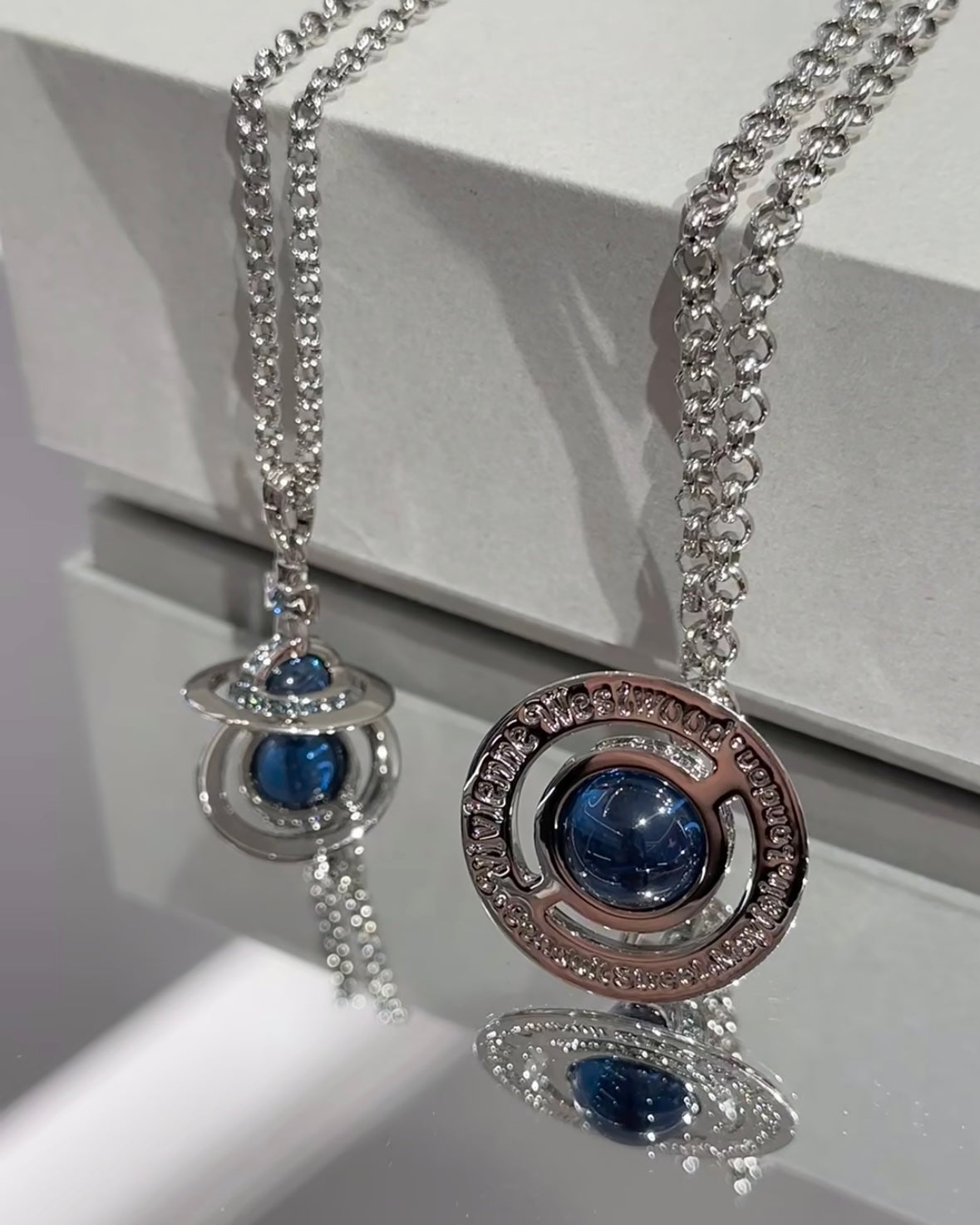 Vivienne Westwood ORB Pendant Crystal Necklace 牛仔藍 [男裝長鏈!]