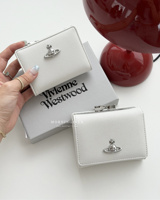 Vivienne Westwood 2026最新限定白色十字紋系列