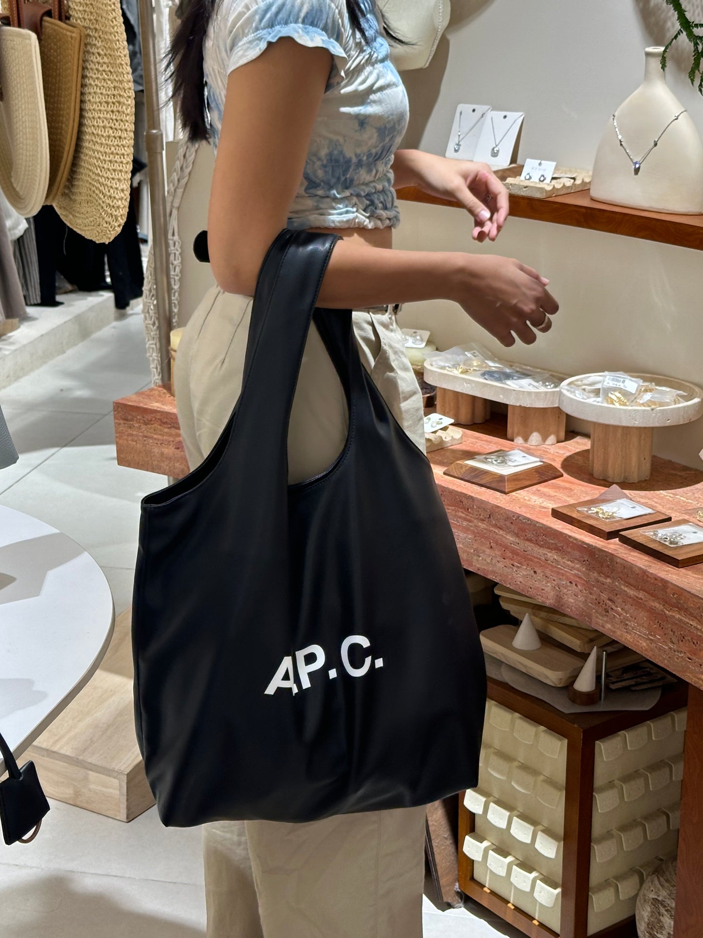 A.P.C. Ninon Tote Bag [REGULAR] [本店銷量冠軍♡]