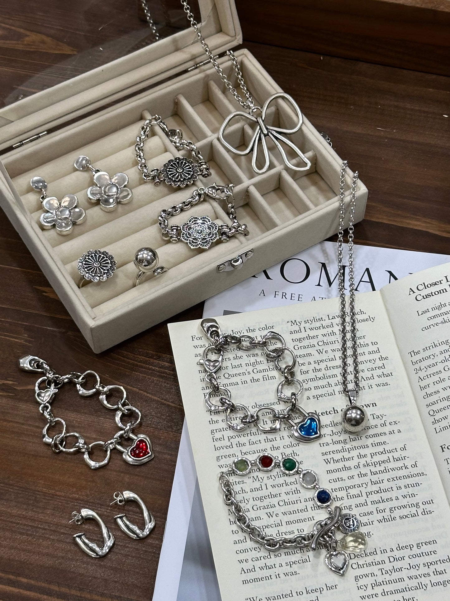 Otro Accesorio 西班牙手工飾物 - Ball Ball Necklace