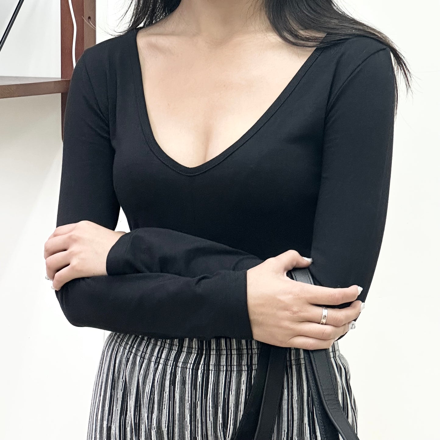 Sexy Deep V Cotton Tee [可前後穿著!!]