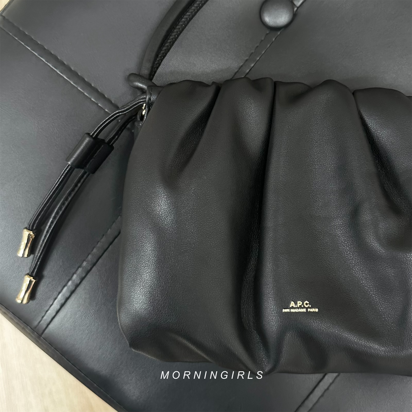 A.P.C. Ninon Shoulder Mini Bag [已停產 黑色最後一個現貨 完售下架!]