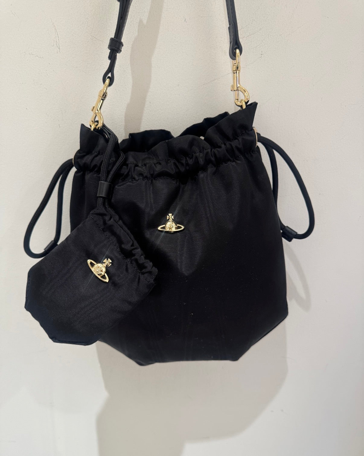 Vivienne Westwood Drawstring Shoulder Bag 尼龍束繩袋 [超大容量耐用袋款]