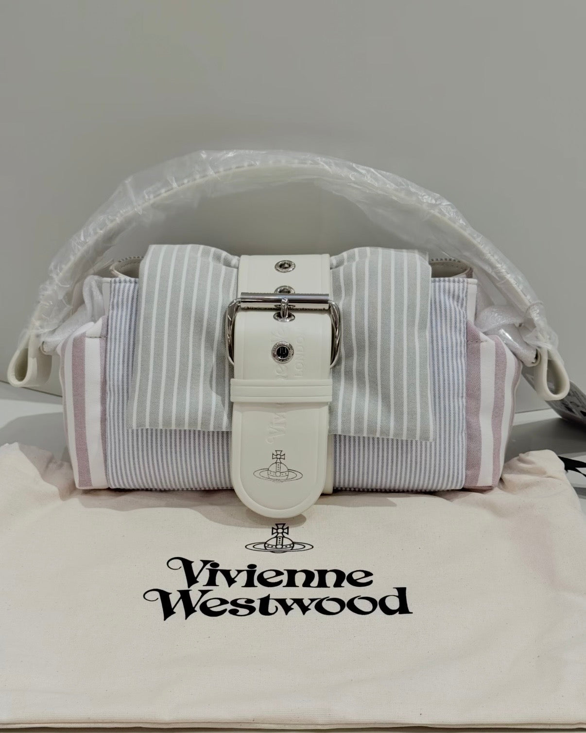 Vivienne Westwood Hazel Treasure Handbag 2026春夏限定少女感蛋糕配色 [超限量只有2個］