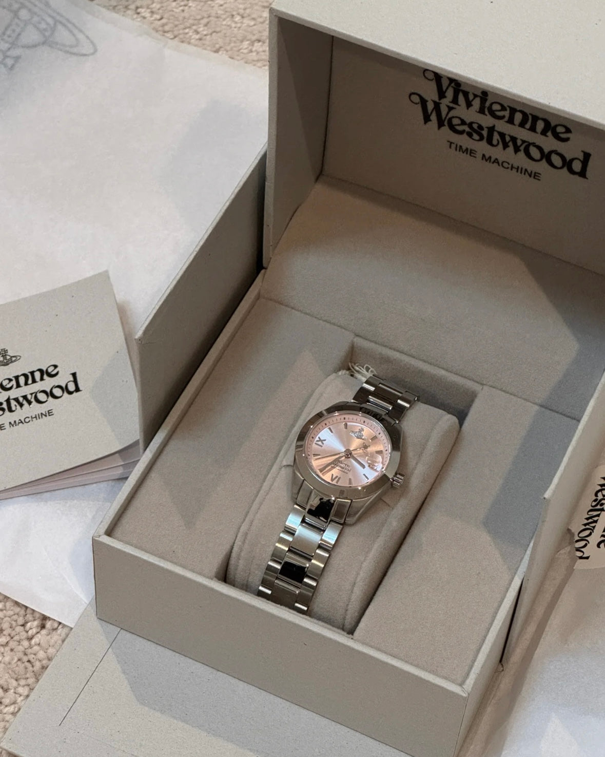 Vivienne Westwood Fenchurch Watch 29mm 冰莓粉 [小手腕推介!]