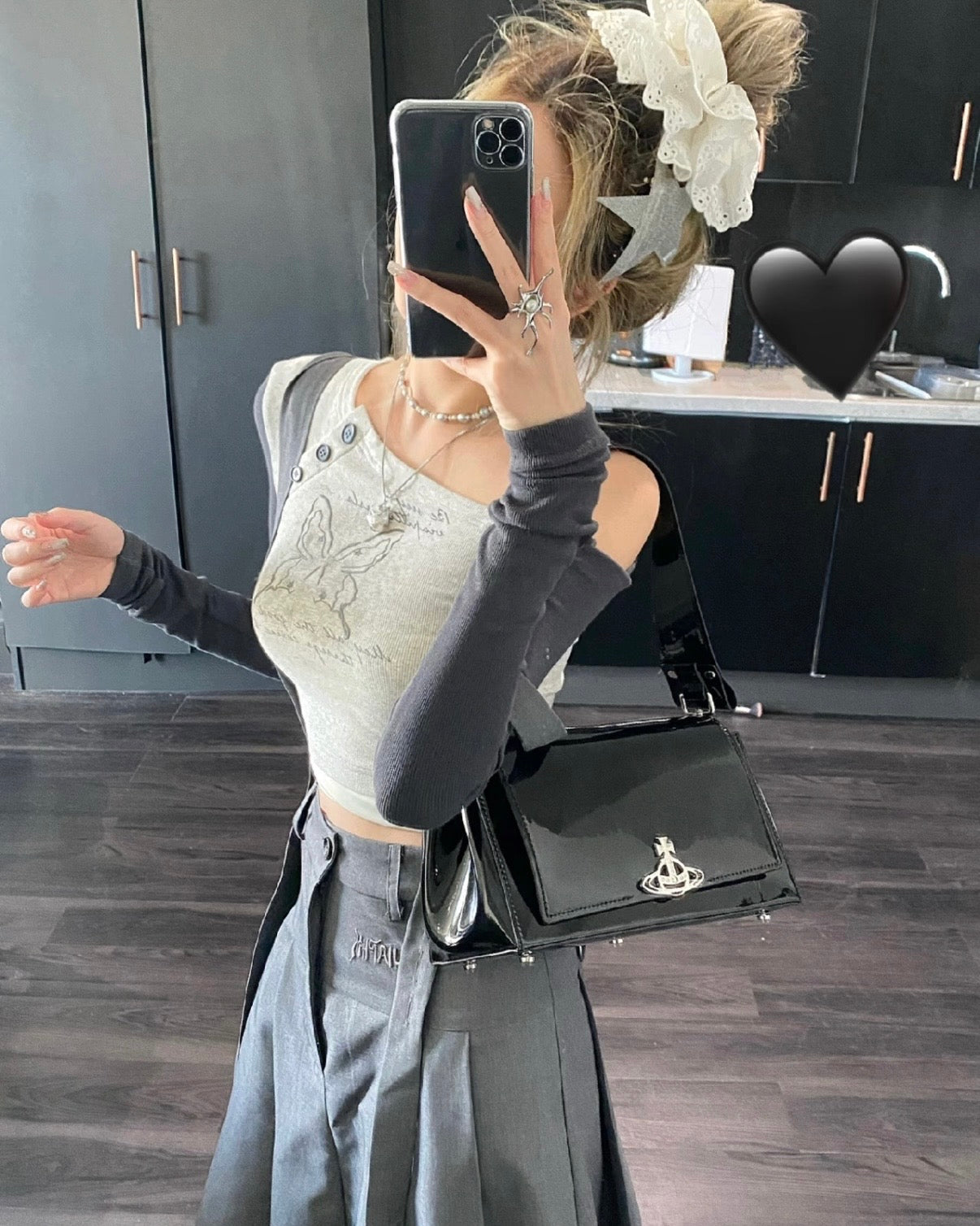 Vivienne Westwood Hazel Handbag 漆皮黑 [超熱賣!]