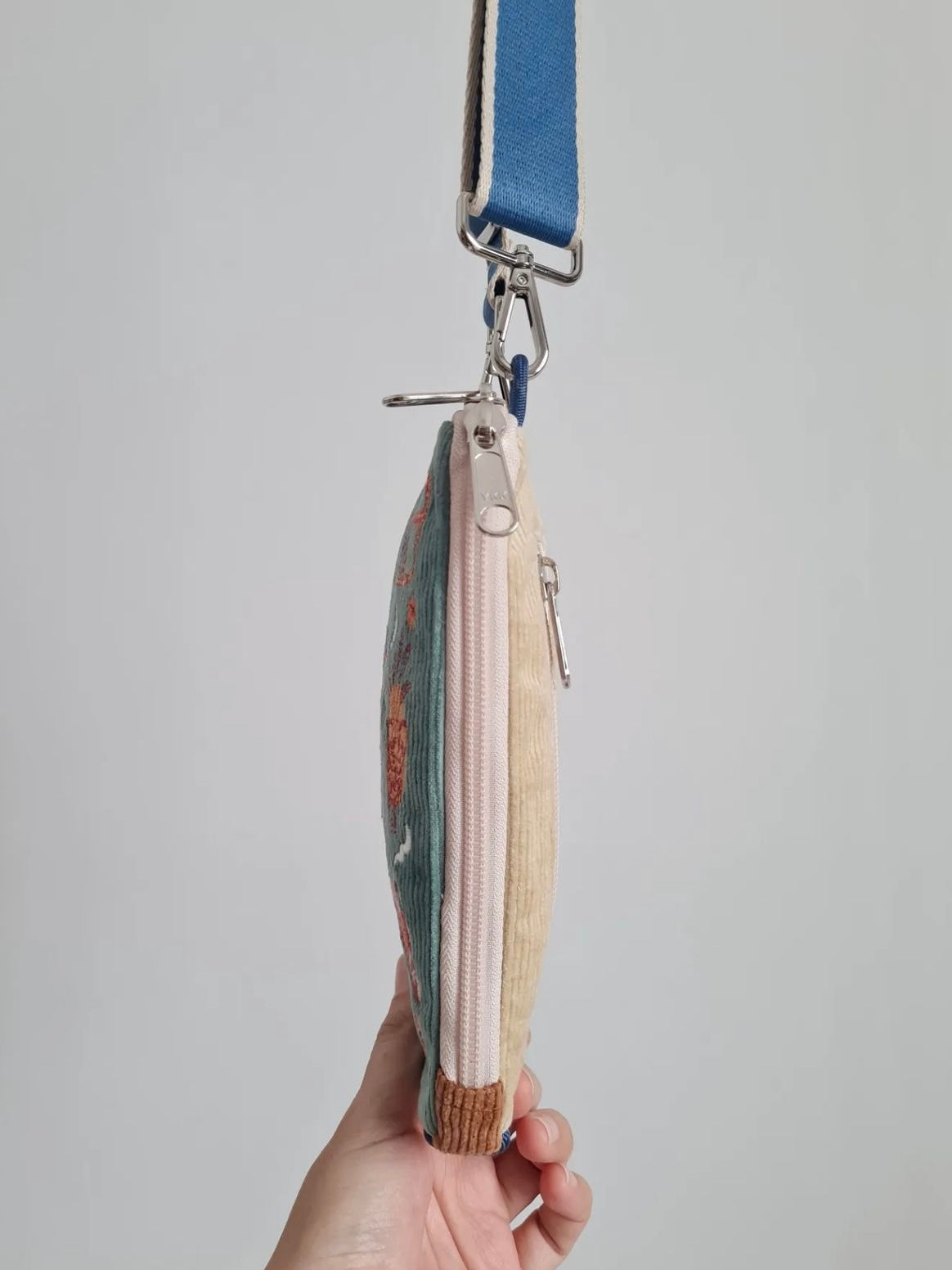 Hamblepie 泰國自家品牌 - Corduroy Little Doddle Flat Shoulder Bag