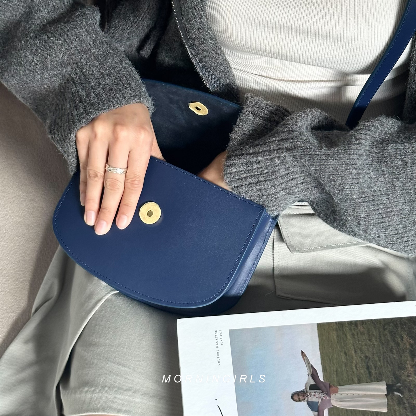 A.P.C. 2024 Seasonal Colour MIDNIGHT BLUE 馬鞍包