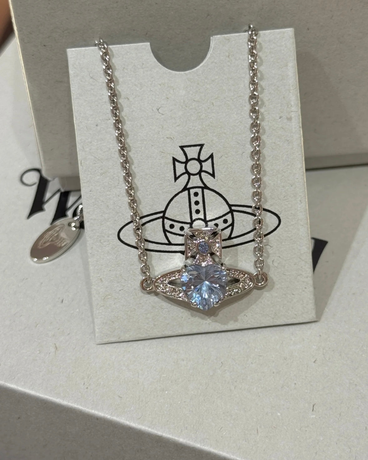 Vivienne Westwood Ariella 閃鑽愛心最新天空藍［超限量現貨發售中!］