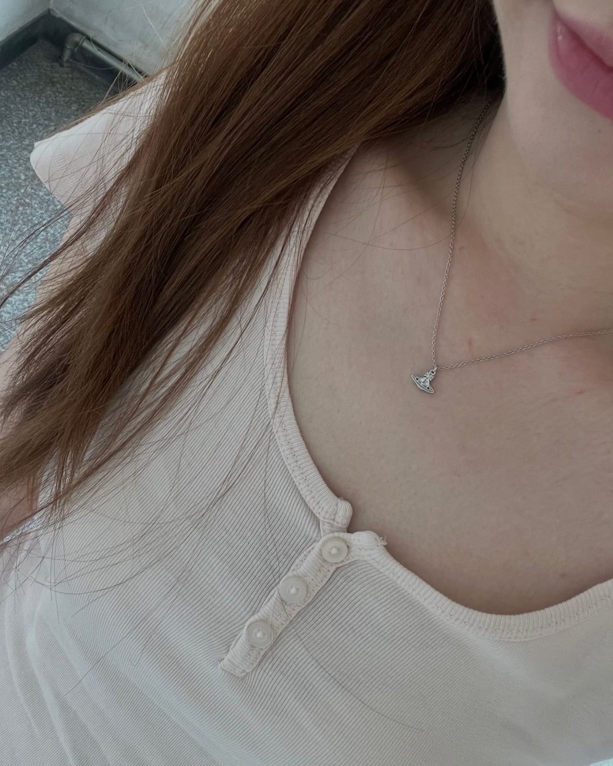 Vivienne Westwood Oslo Pendant Necklace [周子瑜同款 100%純銀 低調上學之選!]