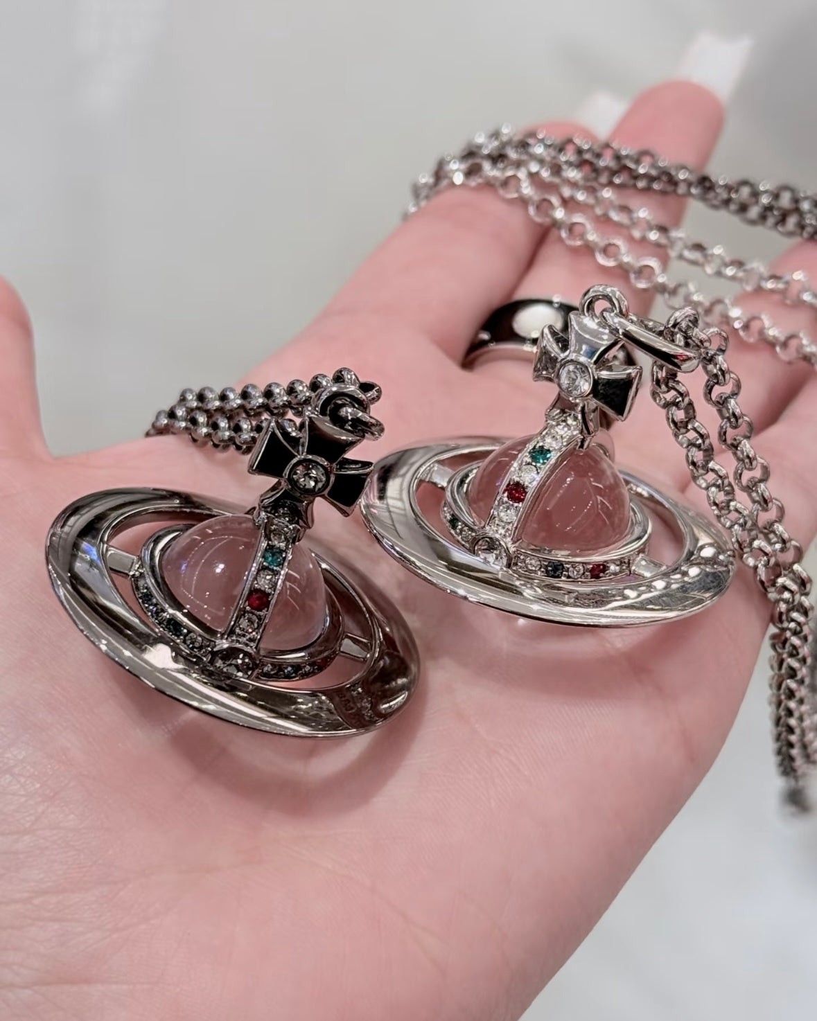 Vivienne Westwood ORB Pendant Crystal Necklace 透明銀色星球