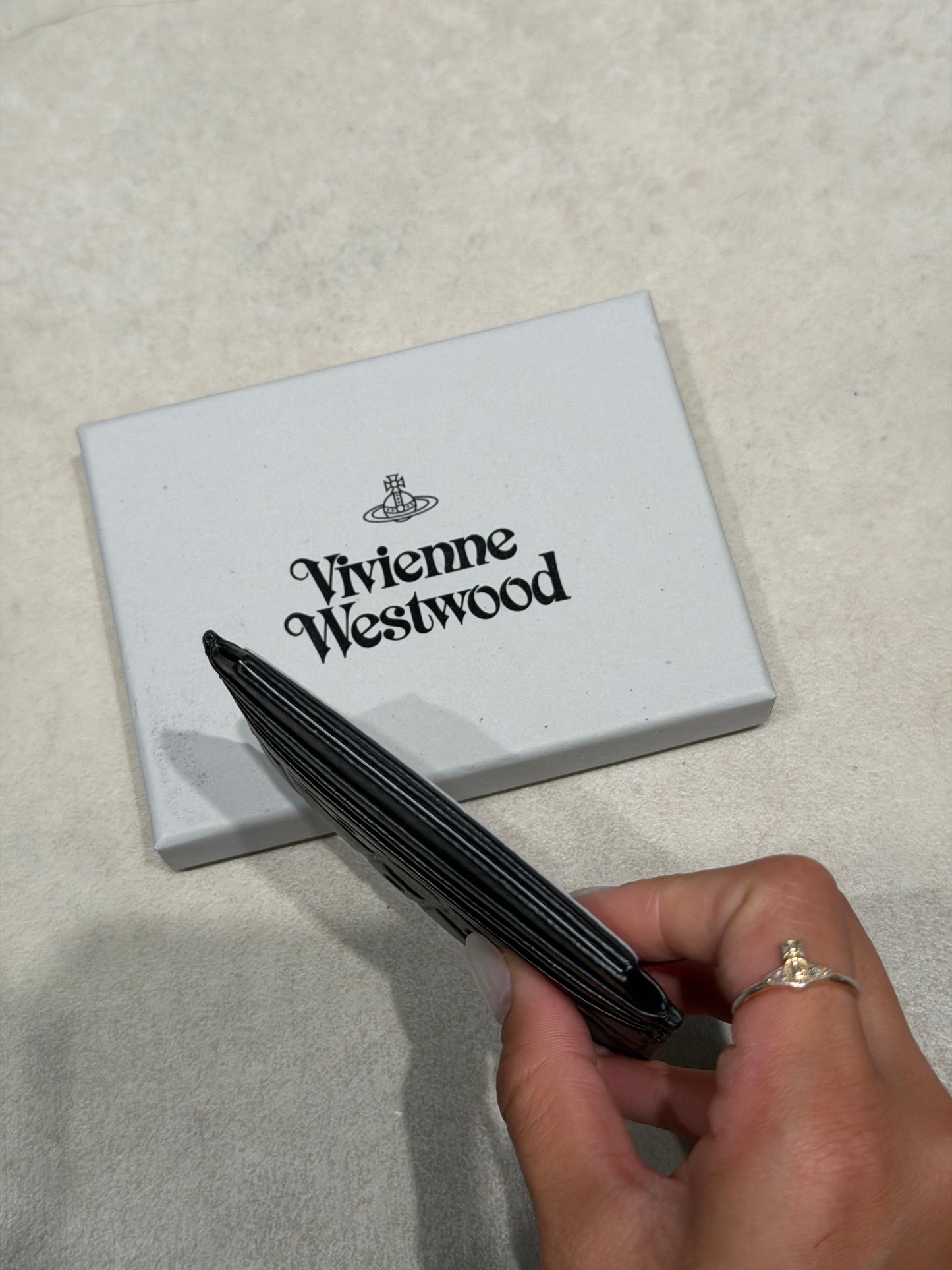 Vivienne Westwood Cardholder 超軟熟真皮星球壓紋卡套