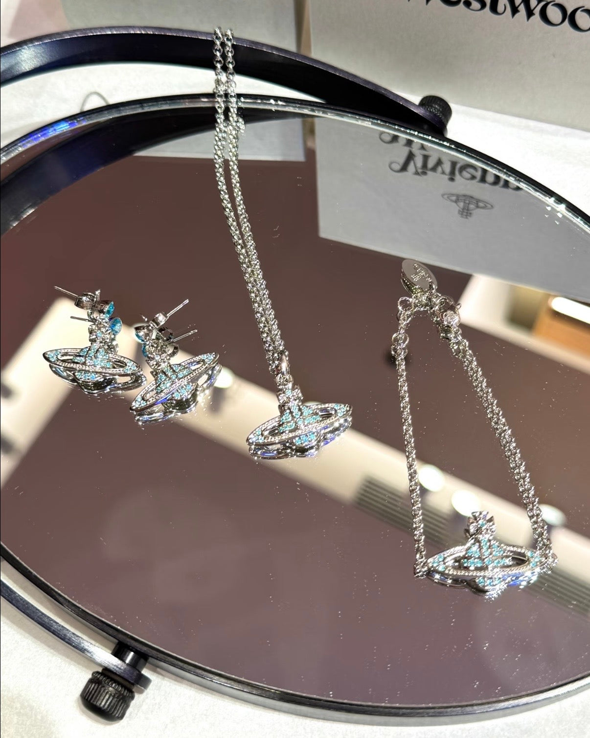 Vivienne Westwood Mini Bas Relief Pendant Necklace 藍鑽全閃石土星 [2026最新限定藍鑽]