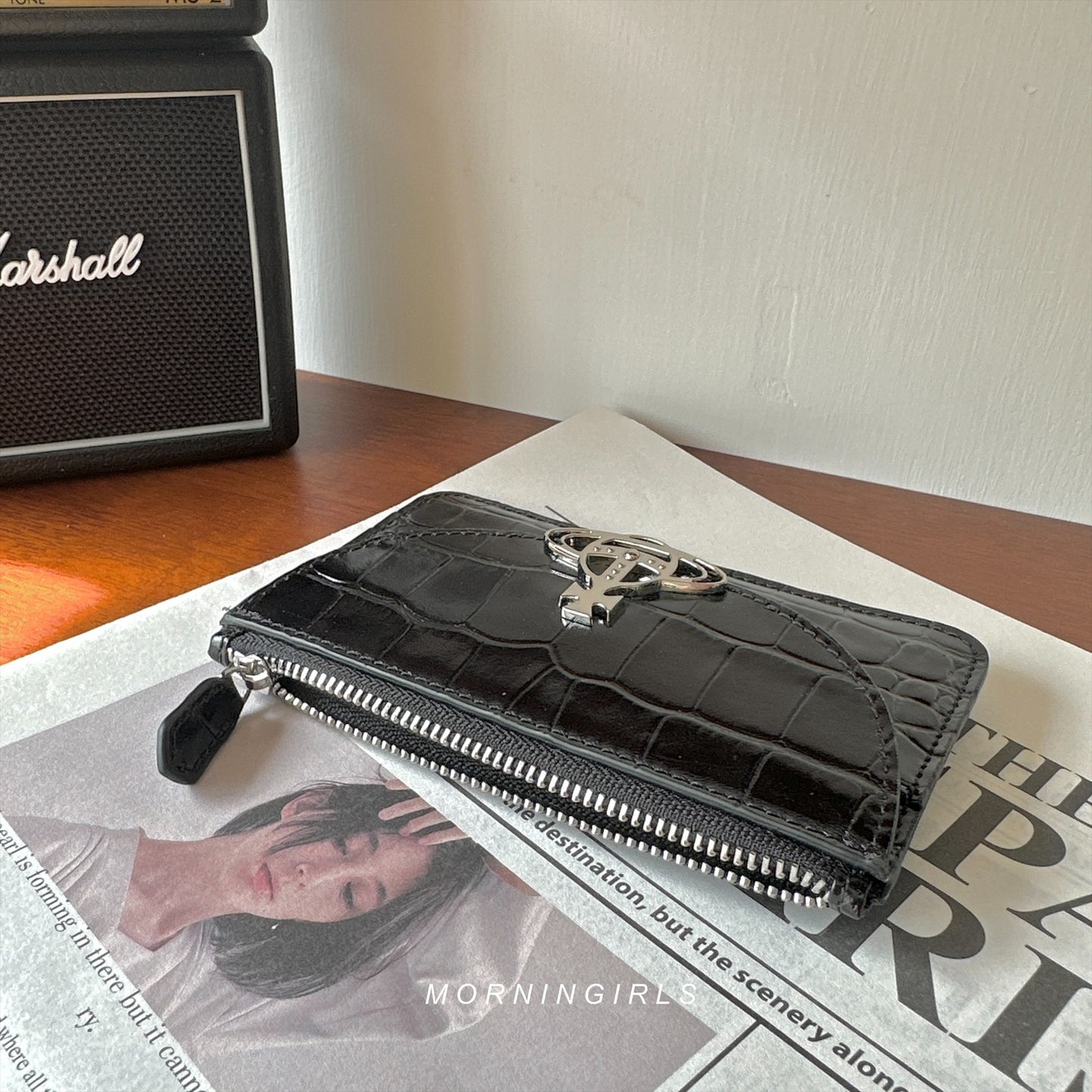 Vivienne Westwood 半月 Slim Long Cardholder 黑色鱷魚皮 [令面大格已停產! 現貨完售下架轉新版!]