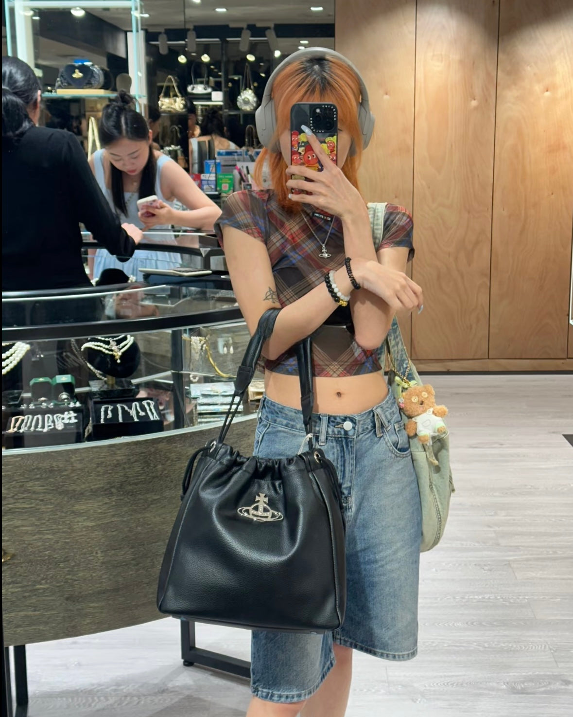 Vivienne Westwood Hilary Bucket Bag 超軟身黑銀荔枝皮 [雙11折上折! 大容量方形小水桶 可上膊!]