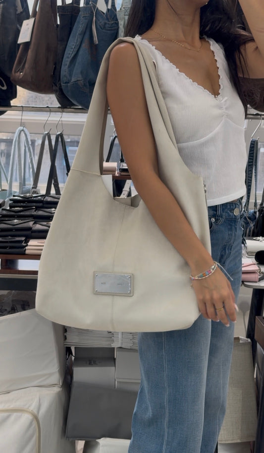 最新韓國選物🇰🇷 Matin Kim Side Zip Suede Shoulder Bag 側拉鍊麂皮流蘇單肩袋［復古麂皮 簡約大容量！］