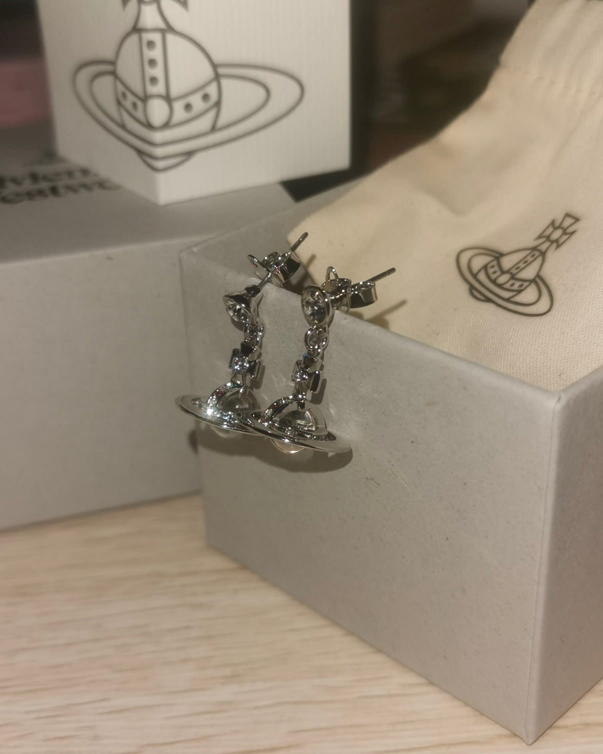 Vivienne Westwood Orb Earrings 疊帶超美星球耳環