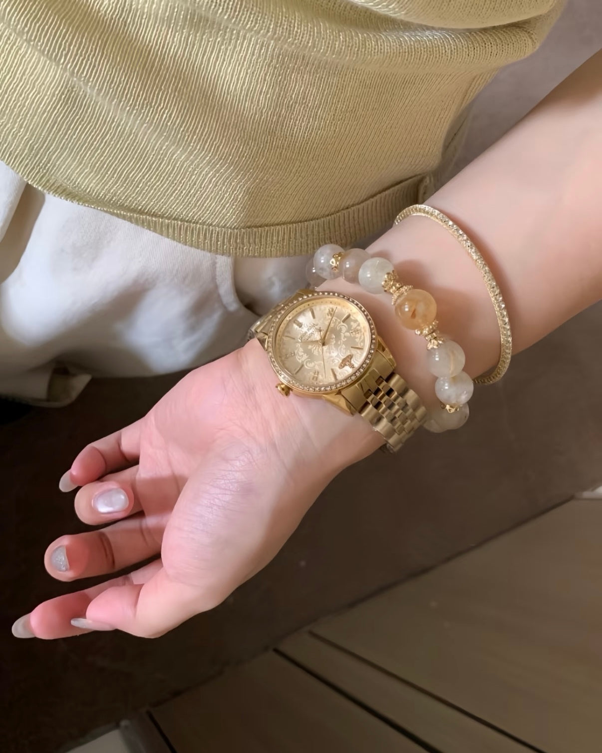 Vivienne Westwood Wallace Watch 32mm  [絕美霧灰藍浮雕限量現貨供應中 旺角門市可試帶]